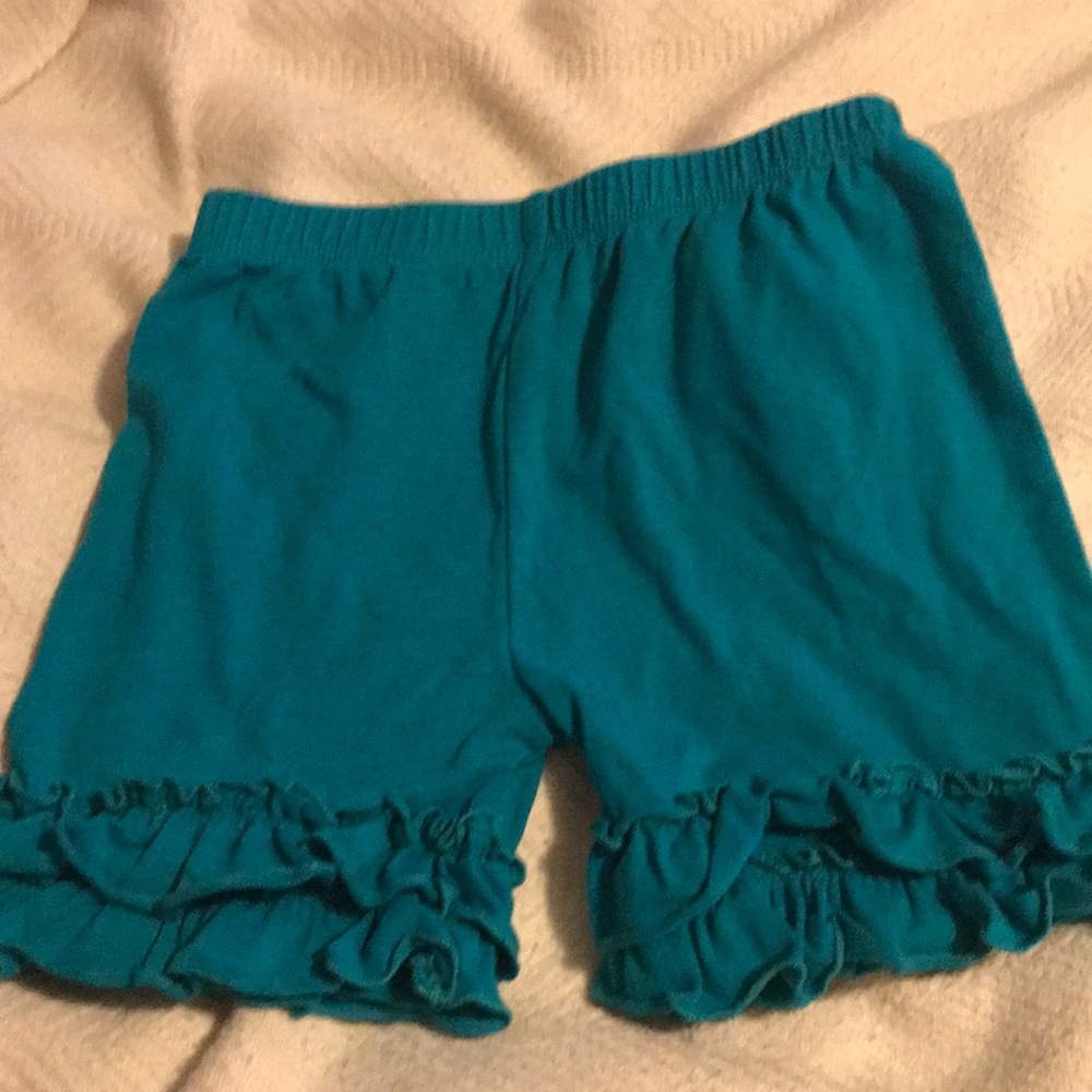Ruffle shorts